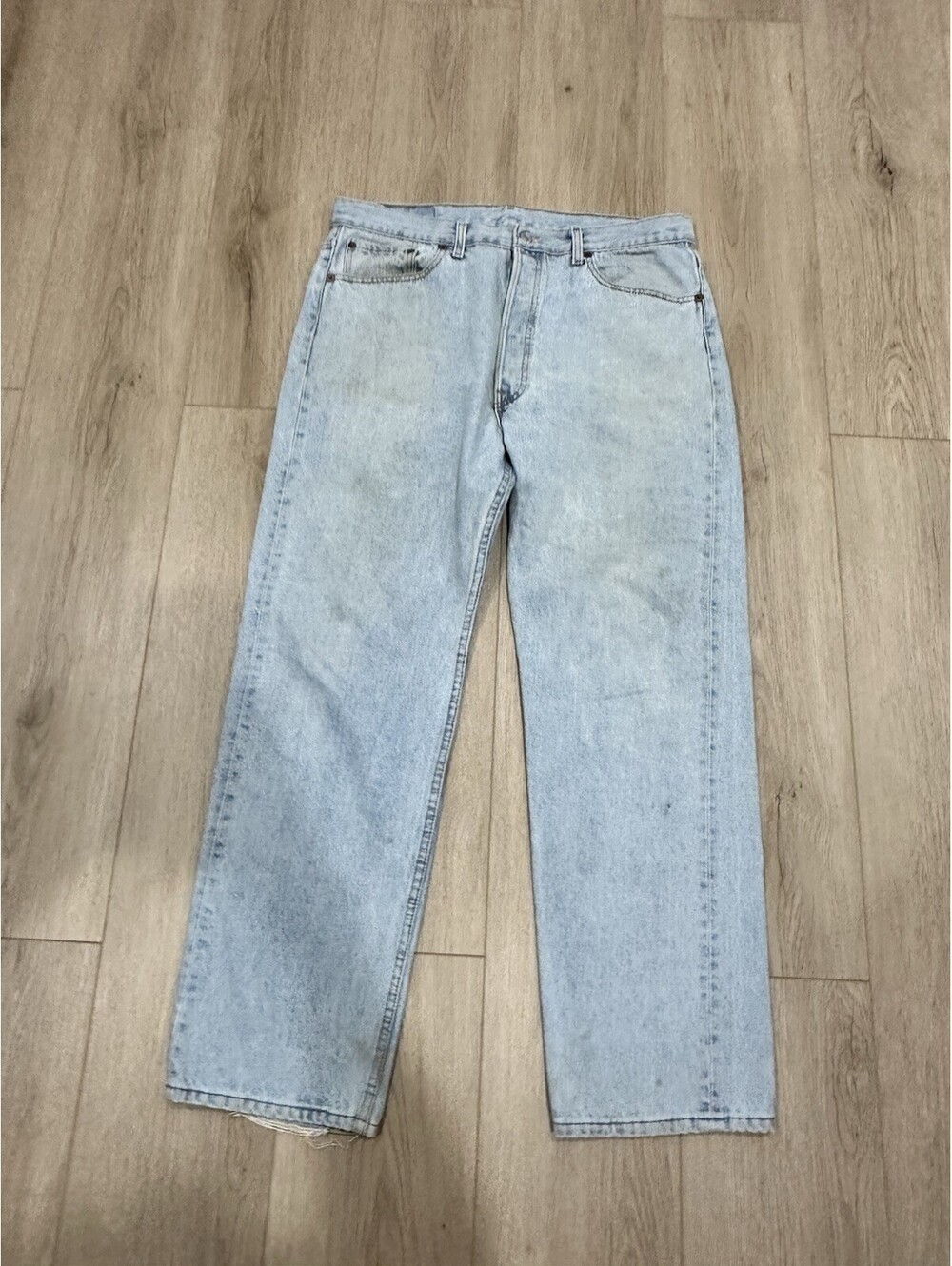 Vintage Levis Jeans Mens 36x30 Blue 501 Straight 90s Made in USA Light Wash